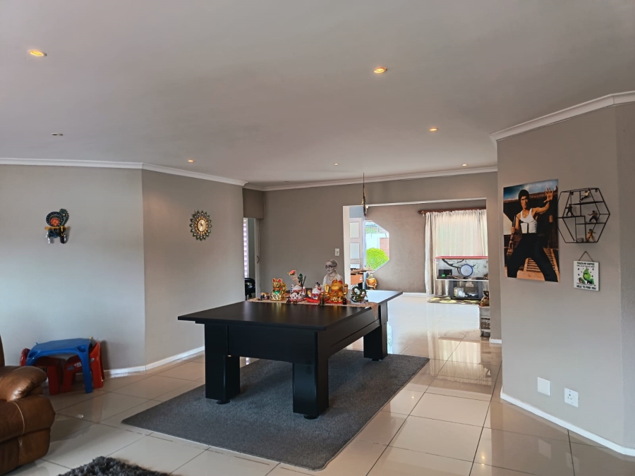 3 Bedroom Property for Sale in Summerstrand Eastern Cape